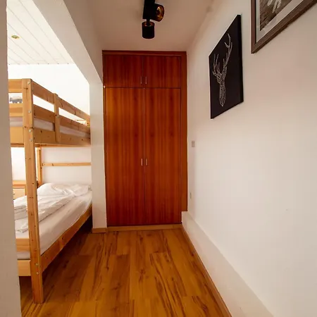 Peacock - Steinbock 아파트