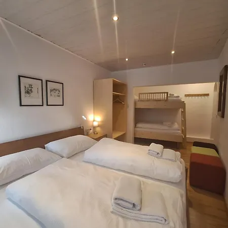 Peacock - Steinbock * 젤암제