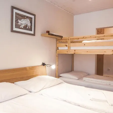 Peacock - Steinbock *