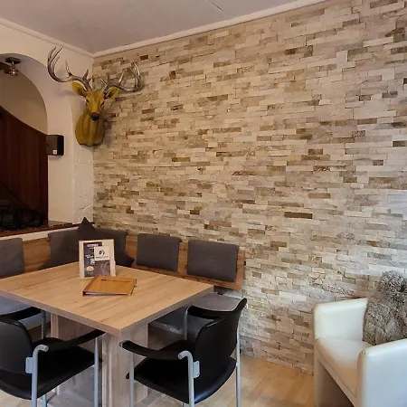 Peacock - Steinbock *